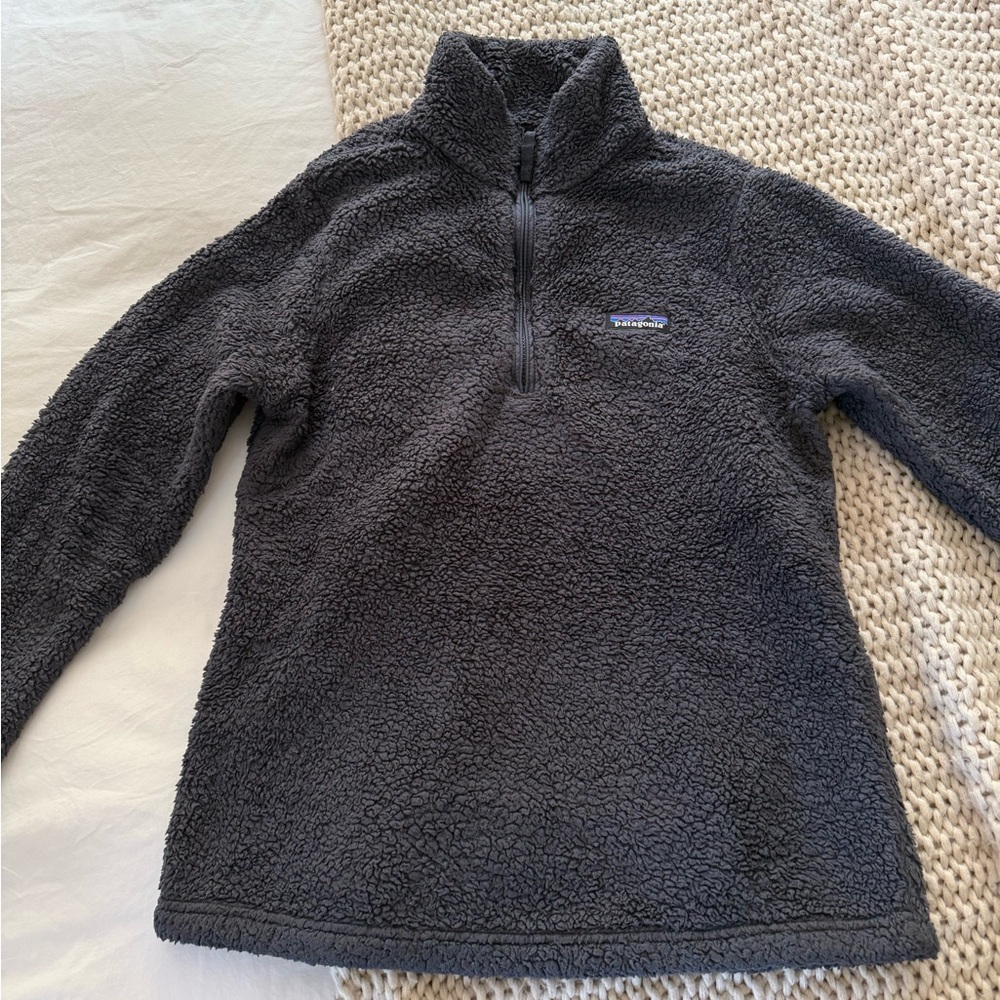 Patagonia Dark Gray Fleece Pullover